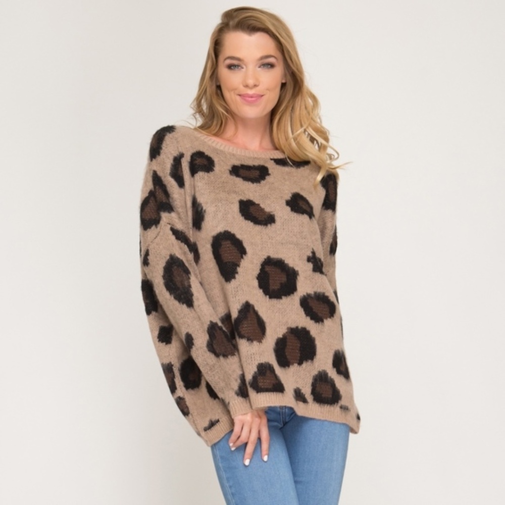 NWOT Long Sleeve Leopard Pullover Sweater